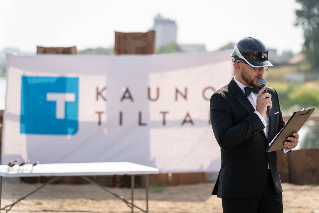 Kaune pradėtos pėsčiųjų tilto per Nemuną statybos