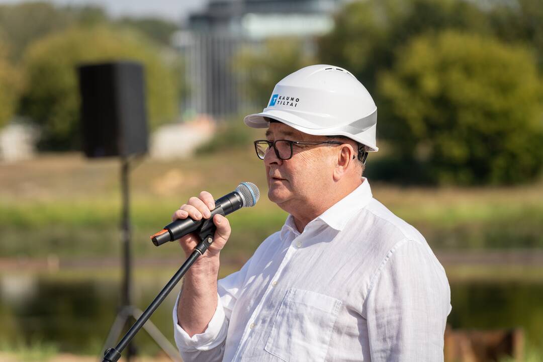 Kaune pradėtos pėsčiųjų tilto per Nemuną statybos