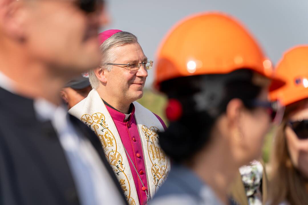 Kaune pradėtos pėsčiųjų tilto per Nemuną statybos