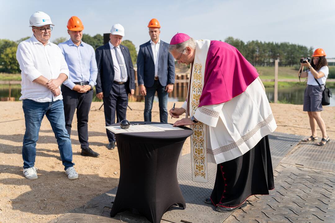 Kaune pradėtos pėsčiųjų tilto per Nemuną statybos