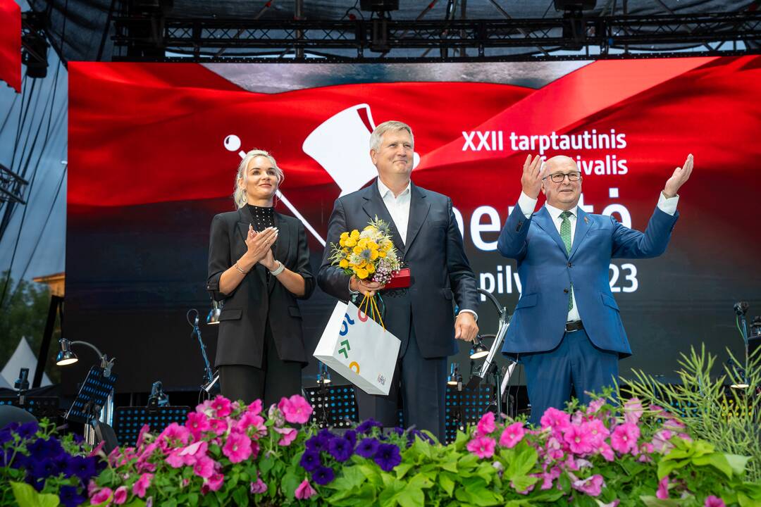 Kauno miesto savivaldybės apdovanojimų įteikimas