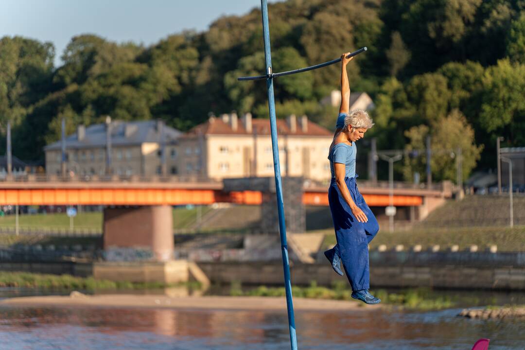 ConTempo 2024 | BLEU TENACE Rhizome / Chloé Moglia (Prancūzija)