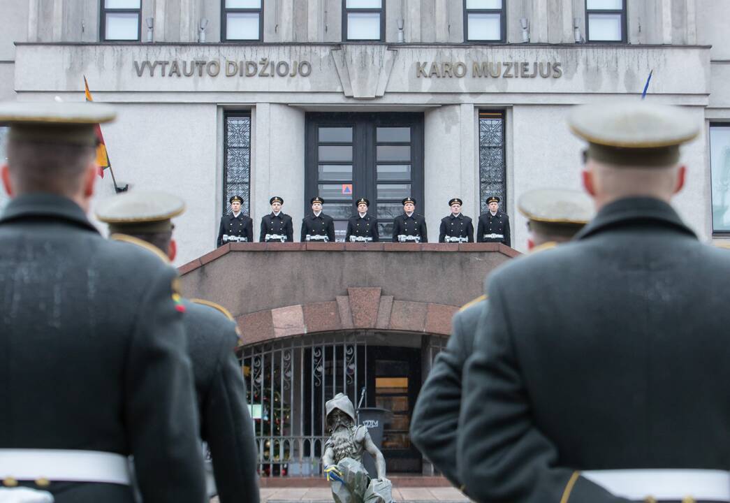 Karo muziejaus sodelyje pagerbtas Nepriklausomybės kovose žuvusių Lietuvos karių atminimas