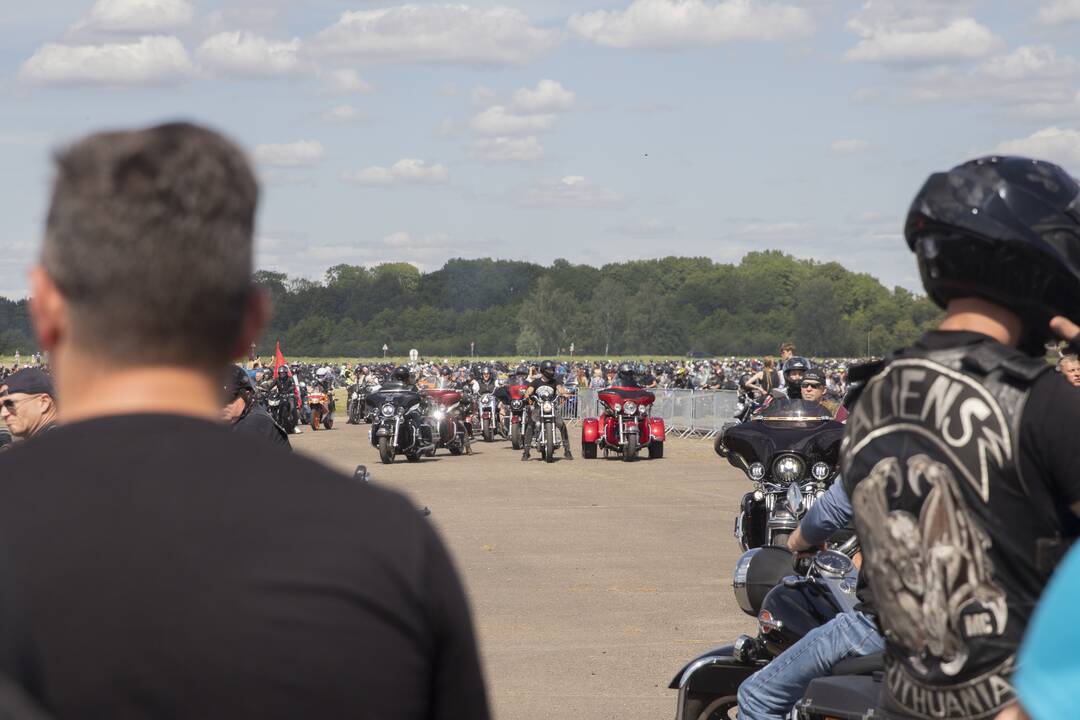 "Bike Show Kaunas" baikerių kolona