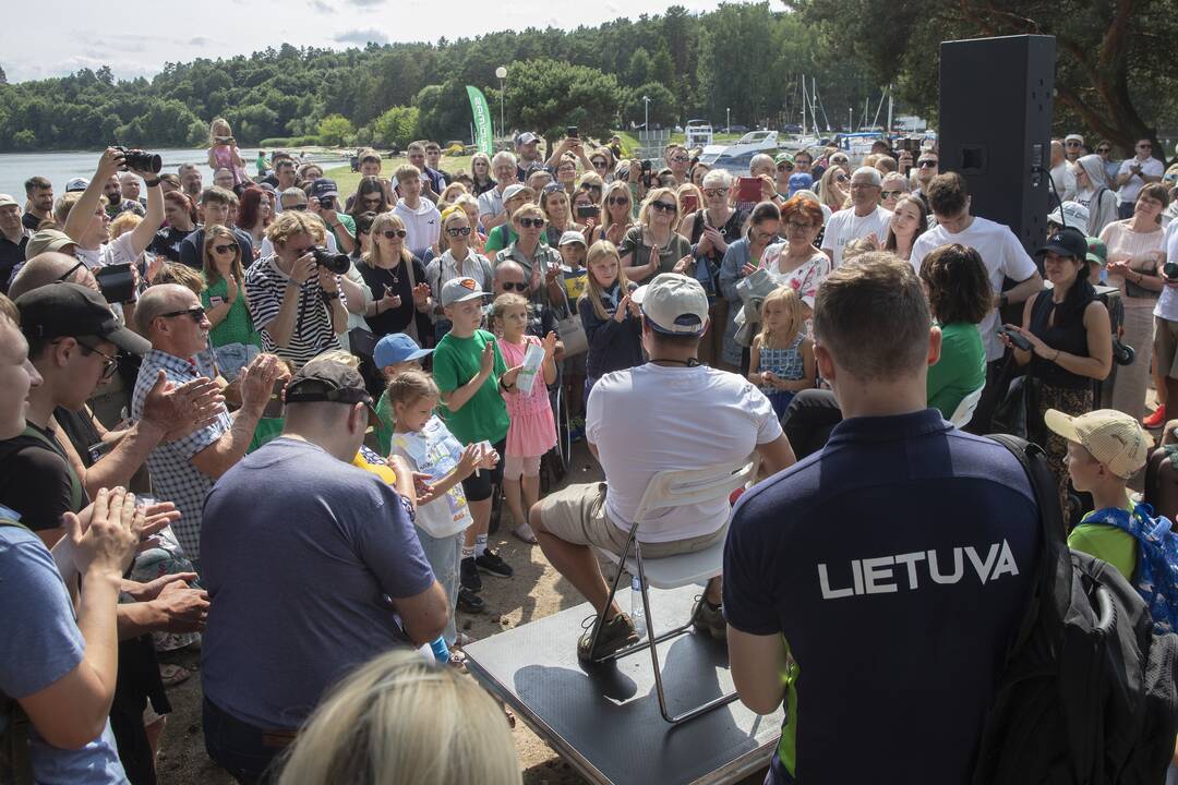 "A. Valujavičius" su "Lituanica" atplaukė į Kauną