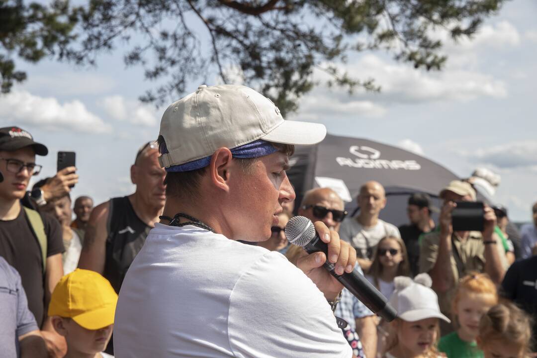 "A. Valujavičius" su "Lituanica" atplaukė į Kauną
