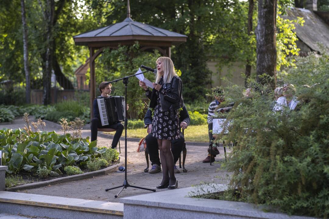 Kaune vainikuotas "Poezijos pavasario" laureatas