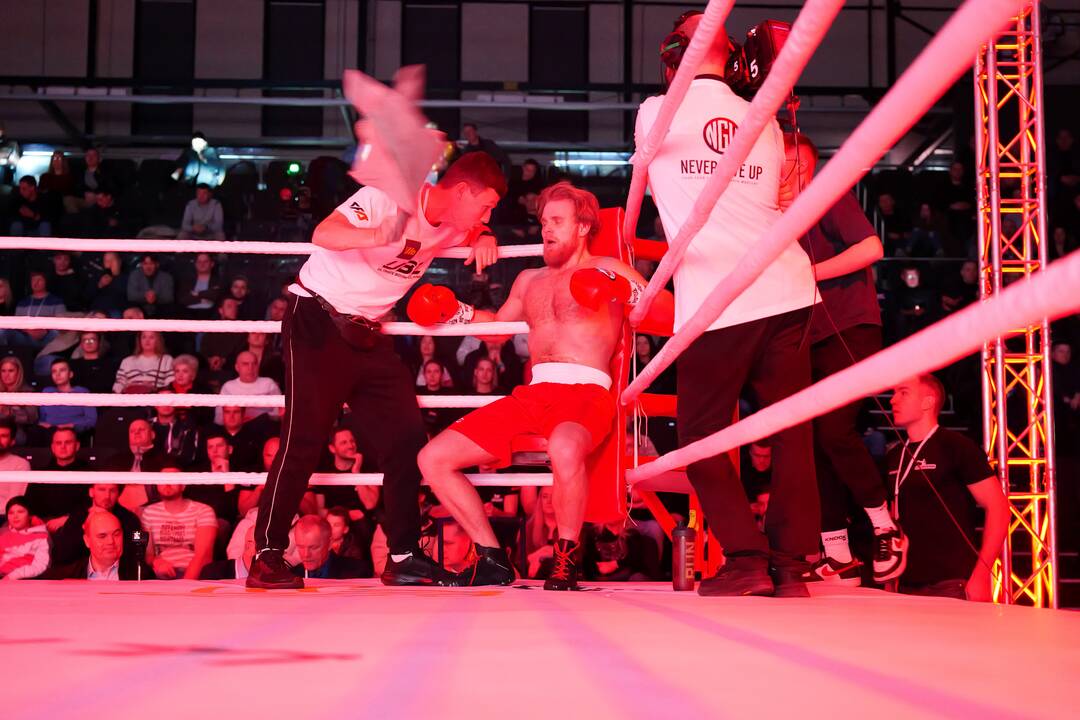 "UBC - Ultimate boxing clash". Bokso turnyras Kauno sporto halėje