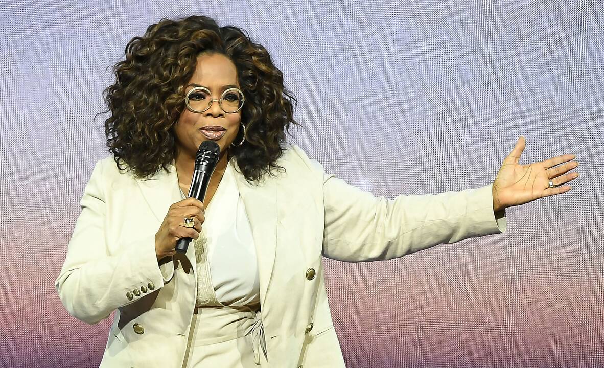 1954 m. gimė pokalbių laidų karalienė Oprah Winfrey