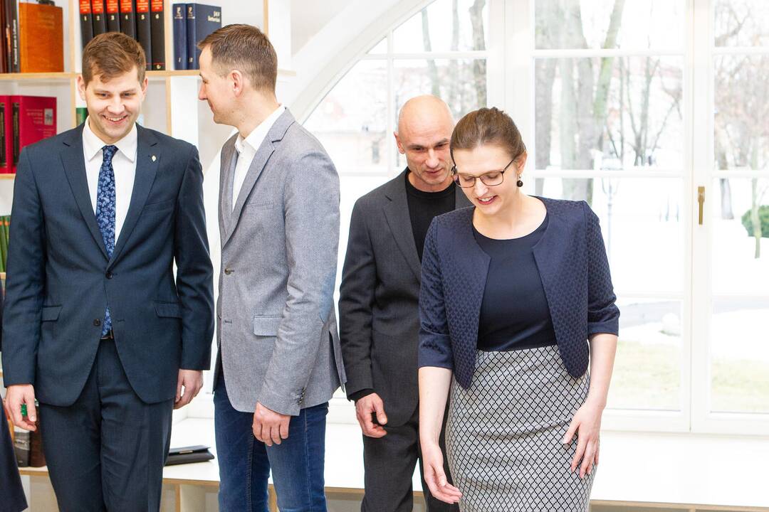 Prezidentė susitiko su partizanų atminimo puoselėtojais