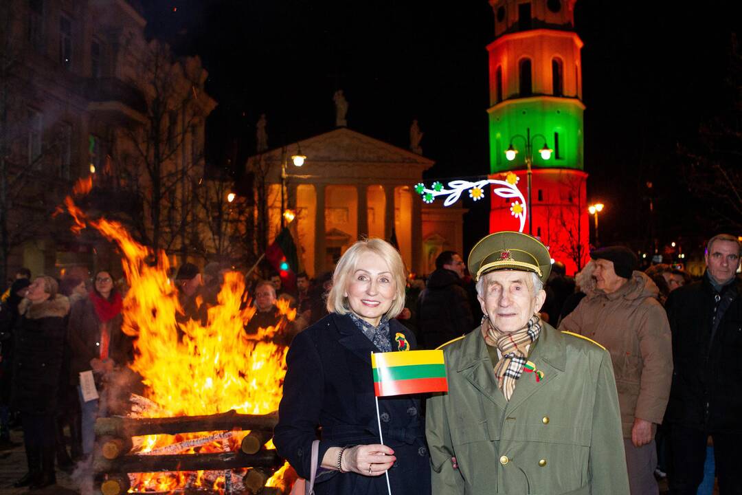 Į P. Kuzmickienės vietą pretenduoja partizano Juozo Jakavonio-Tigro duktė A. Jakavonytė.