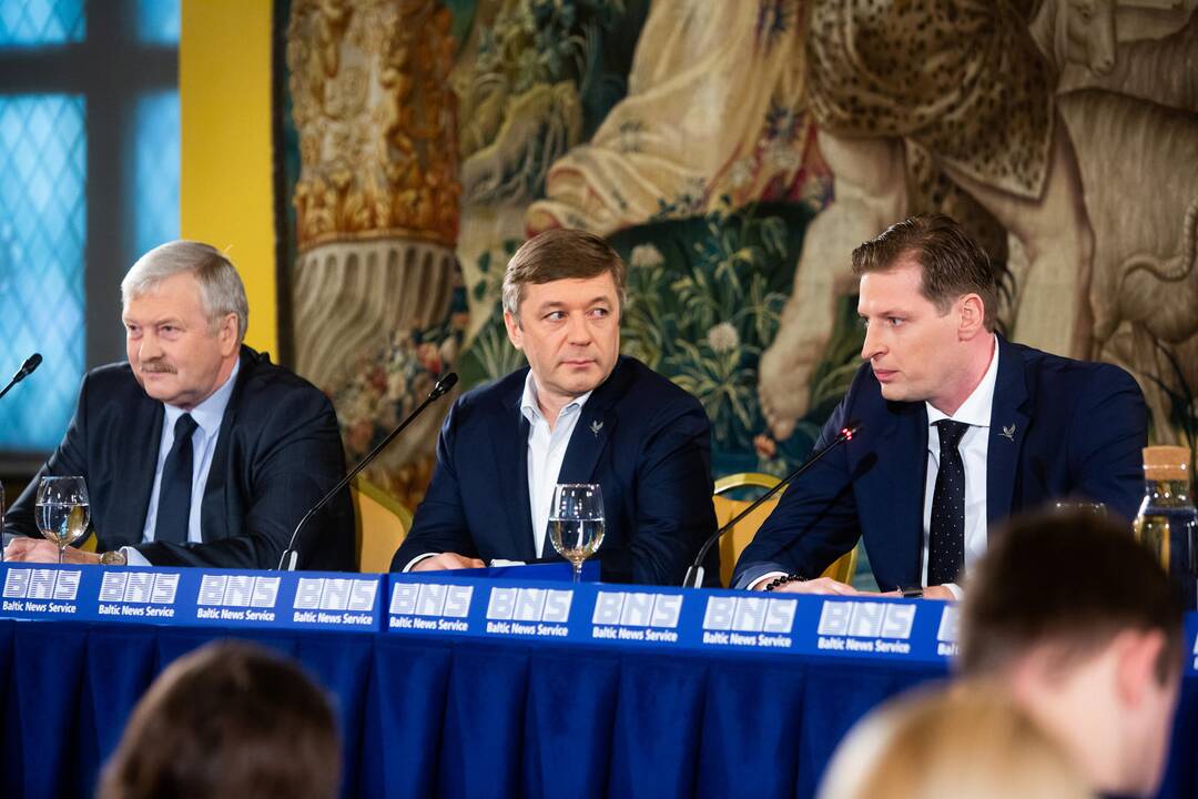 Partijų spaudos konferencijos