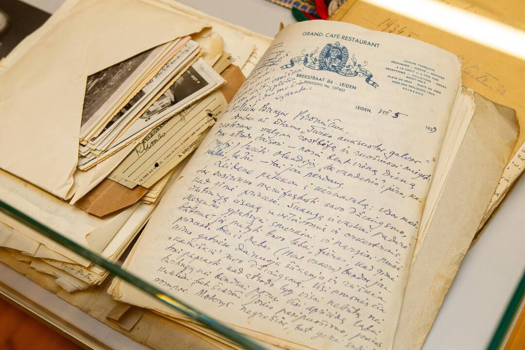 Lietuvai perduotas signataro P. Klimo archyvas