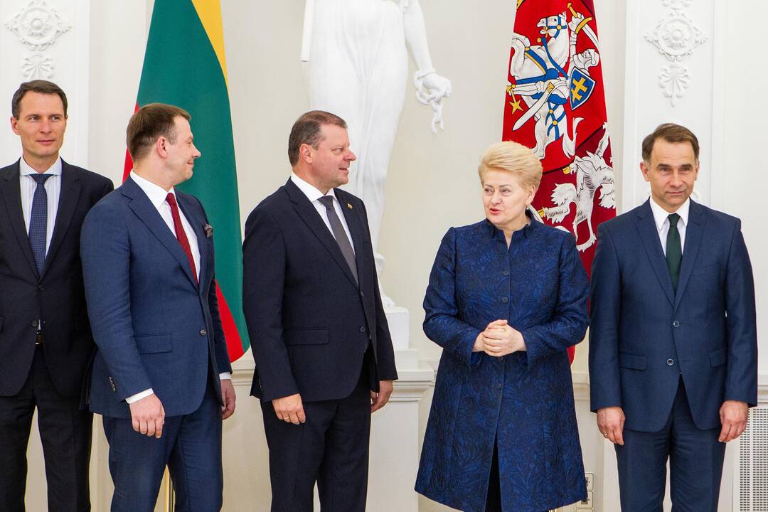 Prezidentė atsisveikina su Ministrų kabinetu