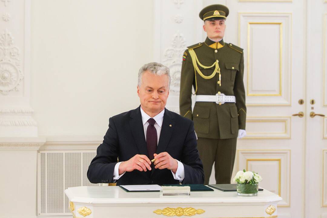 G. Nausėdos komanda meta akmenį į Seimo daržą dėl įstatymų kokybės
