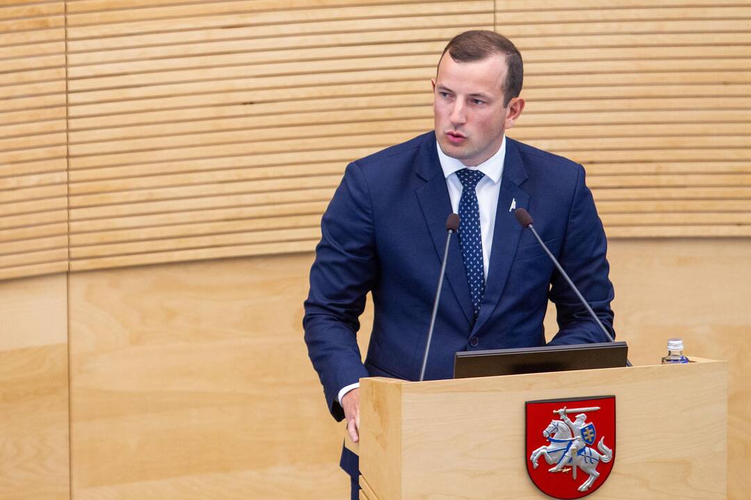 Seimas susirinko į neeilinę sesiją