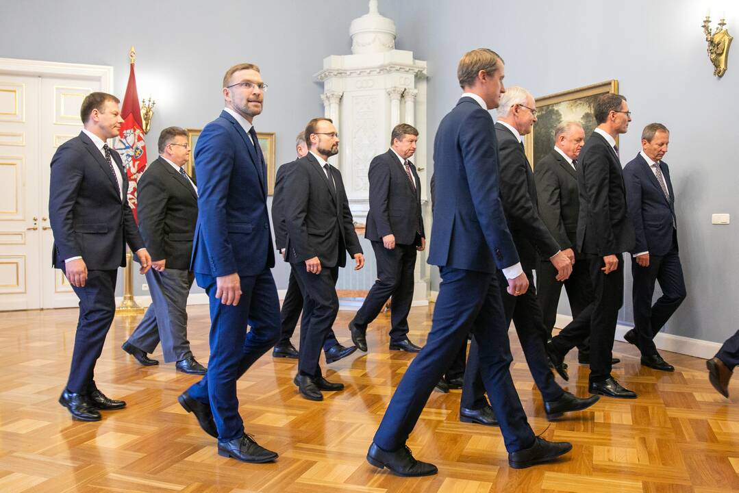 Atostogų išsiruošė pusė ministrų kabineto: ilgiausiai ilsėsis A. Veryga