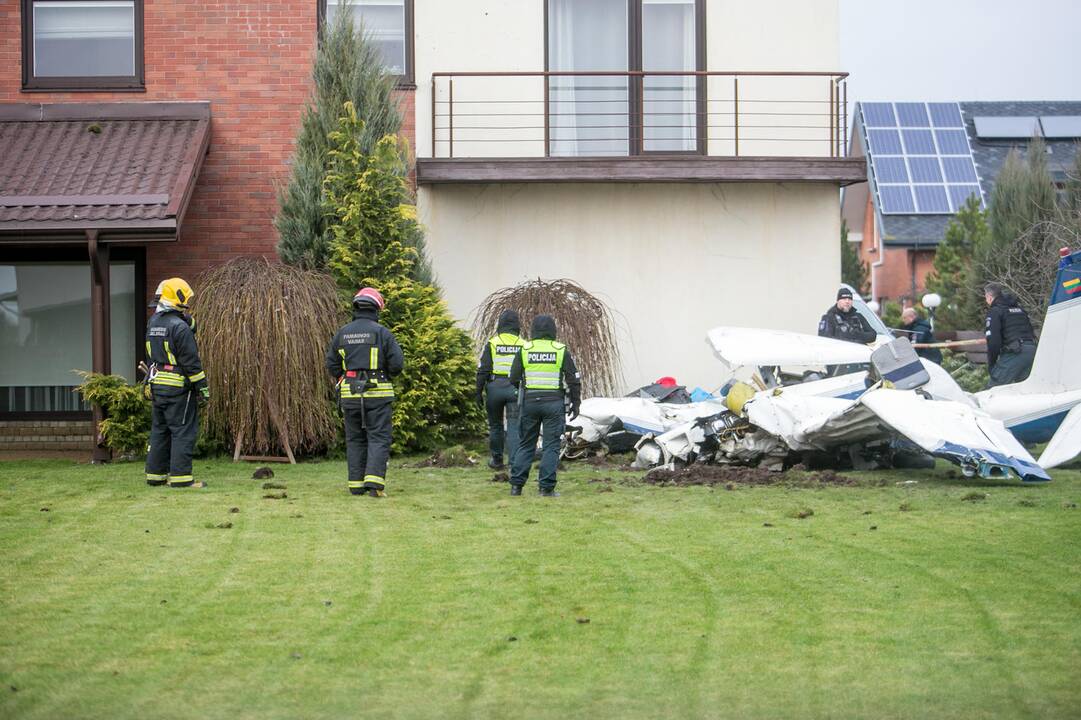 Kauno rajone nukrito lėktuvas