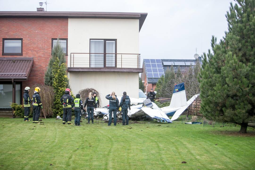 Kauno rajone nukrito lėktuvas