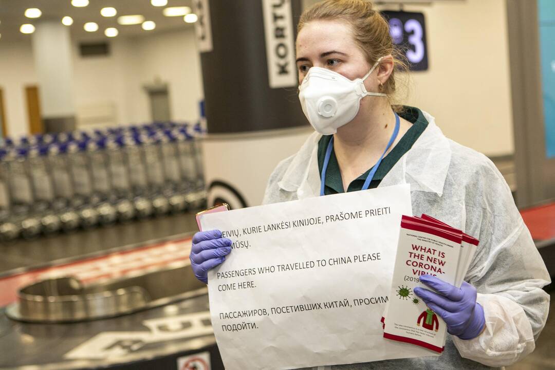 Dėl viruso Vilniaus oro uoste tikrinami žmonės