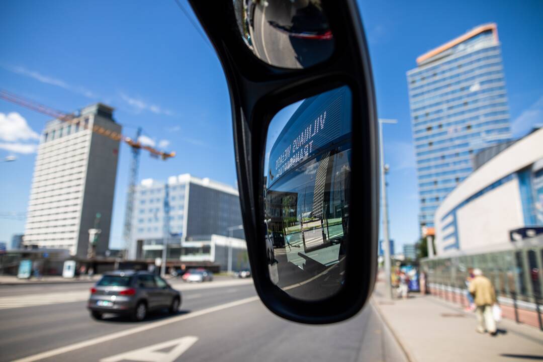 Pristatyti nauji Vilniaus autobusai