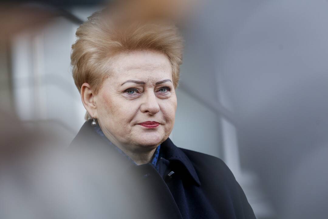 Iš anksto balsavo D. Grybauskaitė