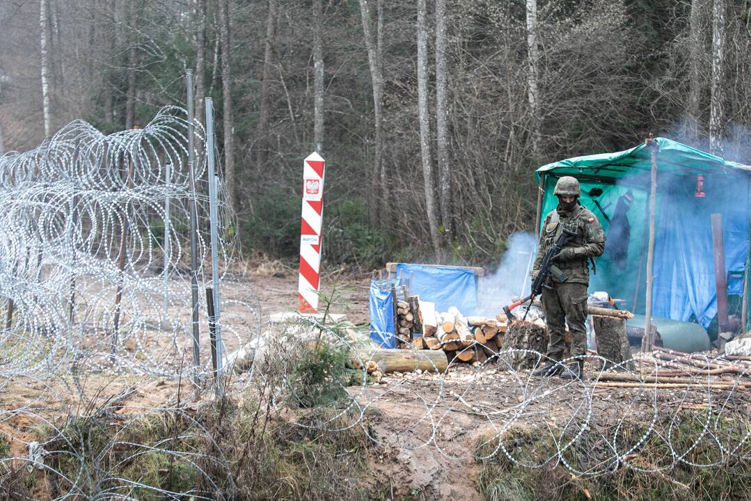 Rami para: pasienyje su Baltarusija nefiksuota neteisėtų migrantų