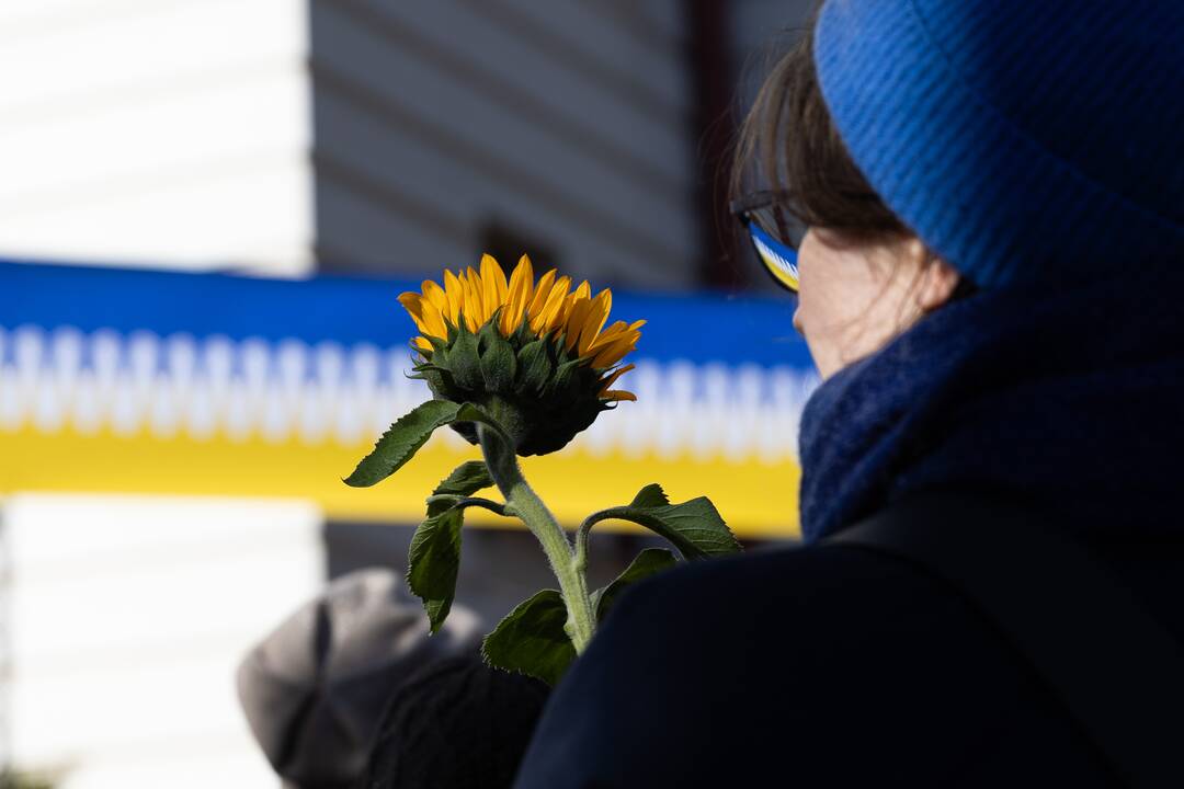 Kovo 8-ąją – solidarumo su Ukrainos moterimis akcija