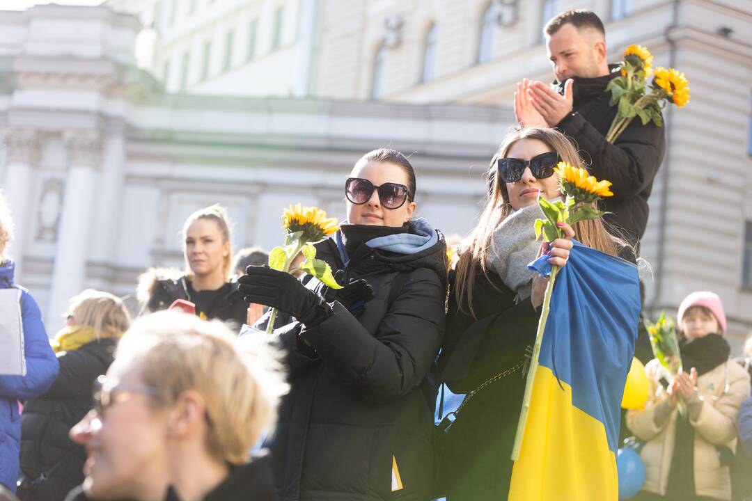 Kovo 8-ąją – solidarumo su Ukrainos moterimis akcija