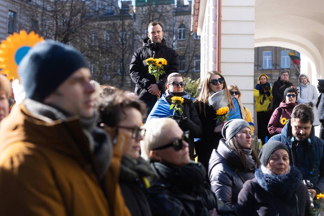 Kovo 8-ąją – solidarumo su Ukrainos moterimis akcija