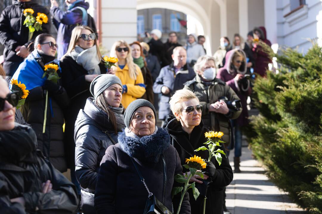 Kovo 8-ąją – solidarumo su Ukrainos moterimis akcija
