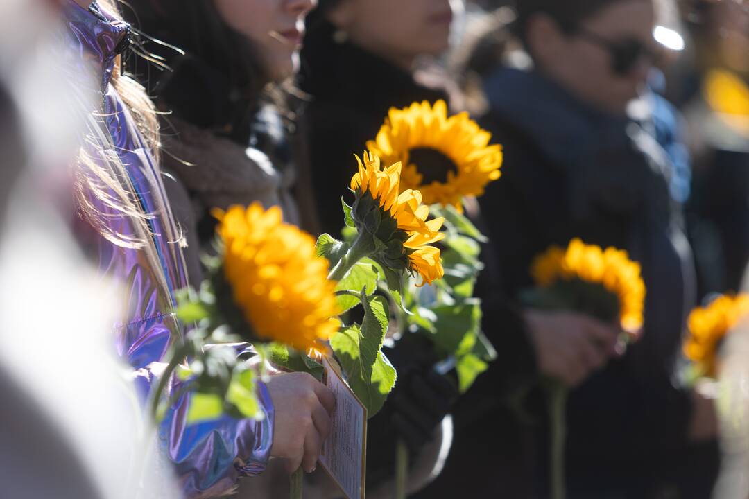 Kovo 8-ąją – solidarumo su Ukrainos moterimis akcija