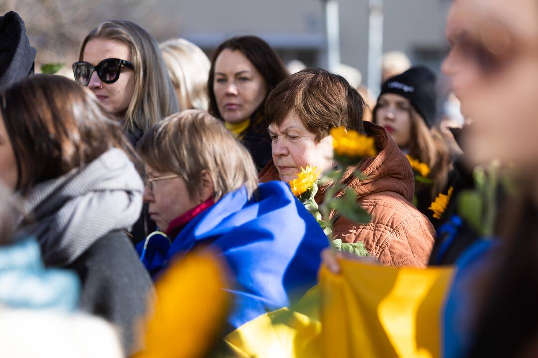 Kovo 8-ąją – solidarumo su Ukrainos moterimis akcija