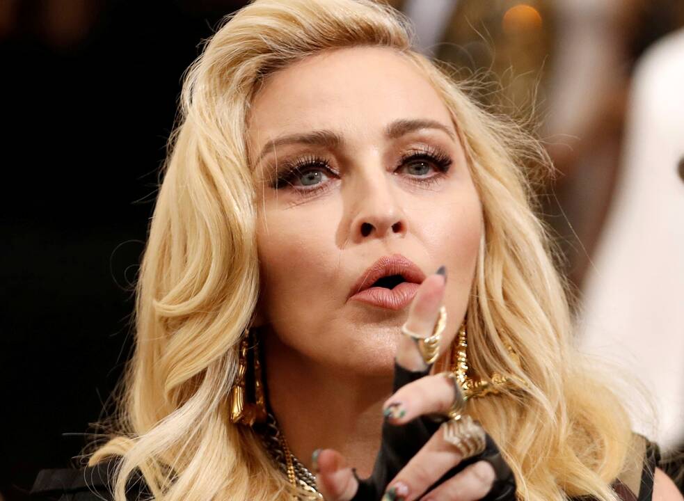 2012 m. Madonna laimėjo teisinę bylą Rusijoje