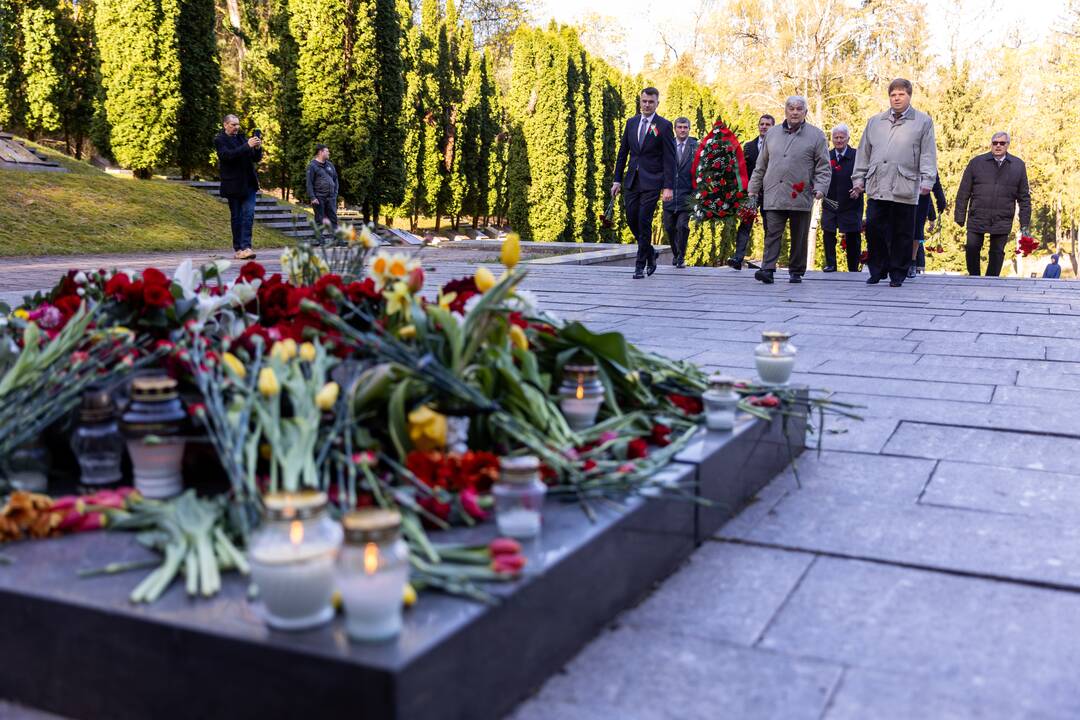 Vilniaus Antakalnio kapinės gegužės 9-ąją