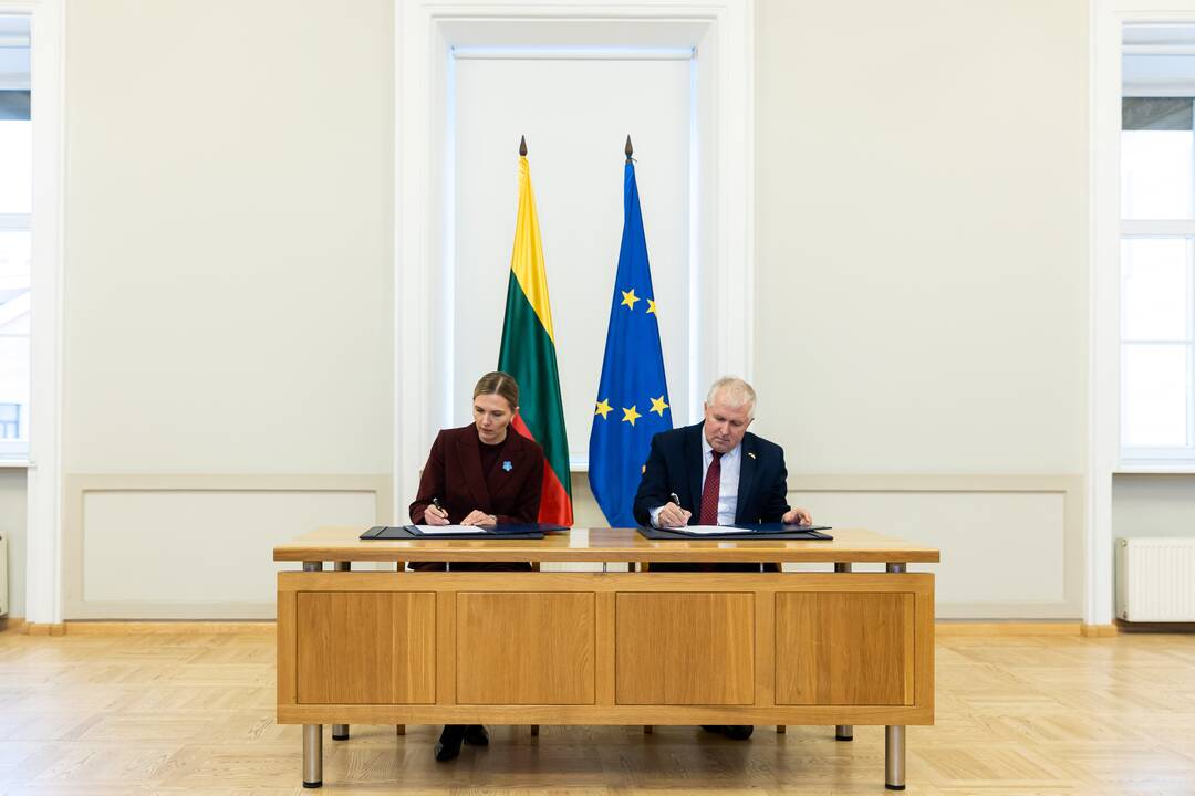 Pasirašytas planas dėl pareigūnų pasirengimo gynybai