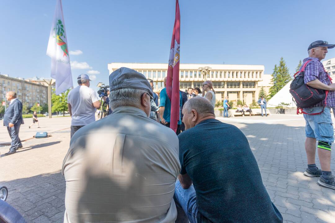 Protestas prieš tos pačios lyties asmenų sąjungų įteisinimą