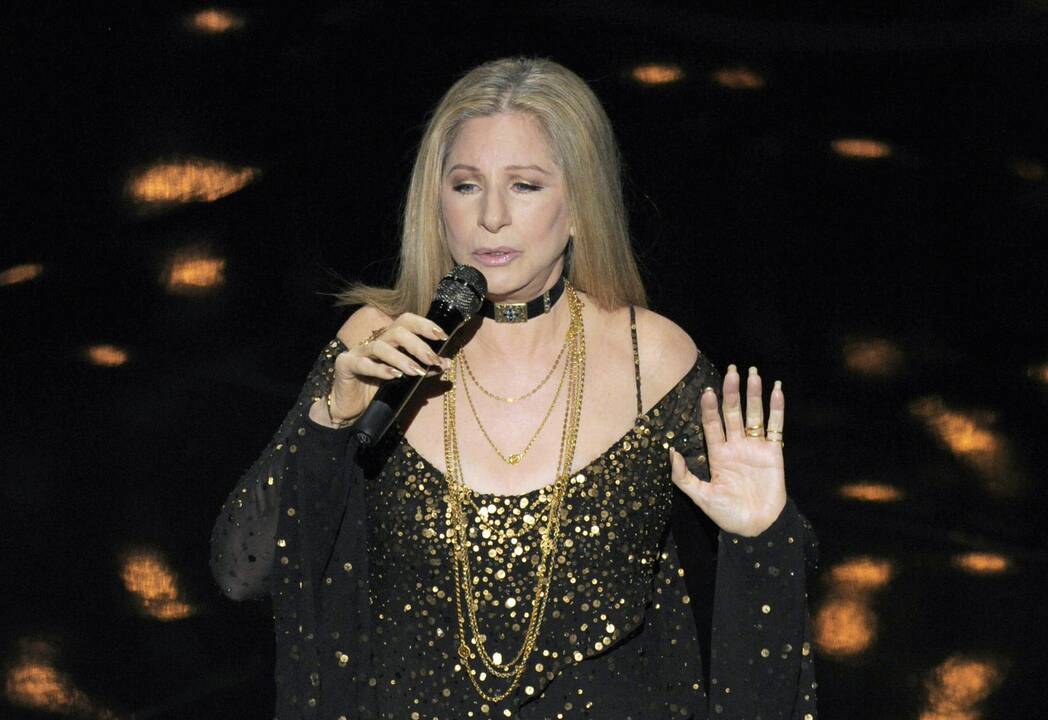 1942 m. gimė JAV aktorė ir dainininkė Barbra Streisand
