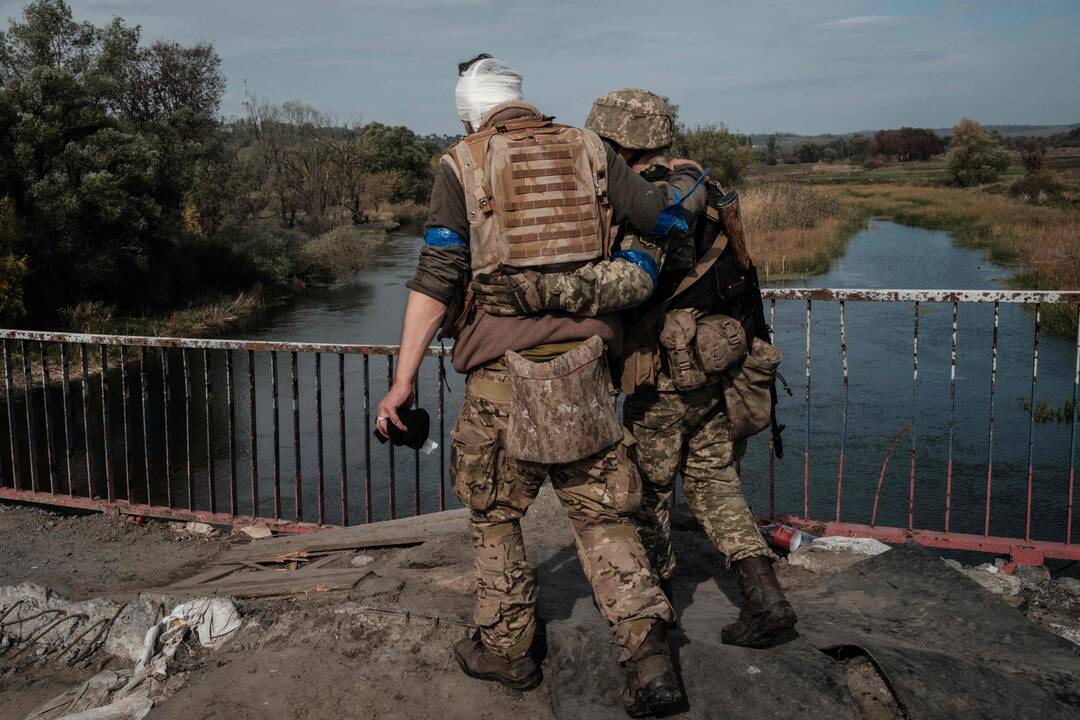 220-oji karo Ukrainoje diena