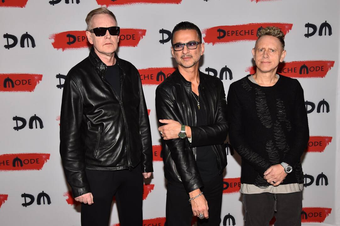 1961 m. gimė Martinas Lee Gore’as (dešinėje), grupės „Depeche Mode“ narys.