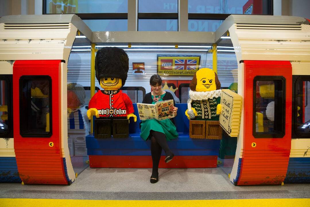 Didžiausia pasaulyje „Lego“ parduotuvė Londone