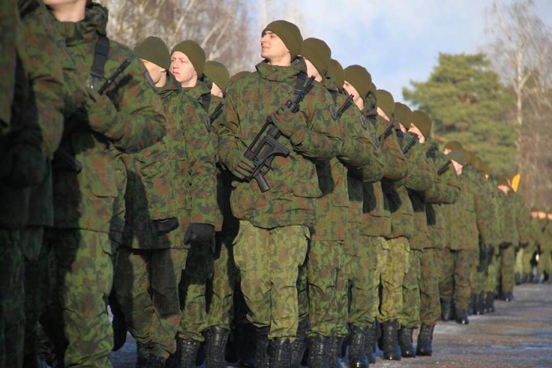 Šauliai galės laisviau įsigyti ginklus?