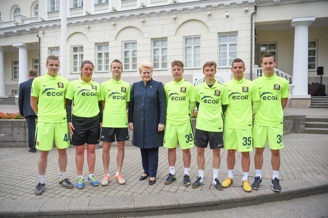 Labdaringas futbolo maratonas