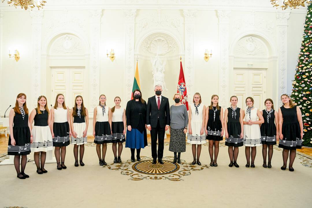 Konstitucijos egzamino nugalėtojų apdovanojimai