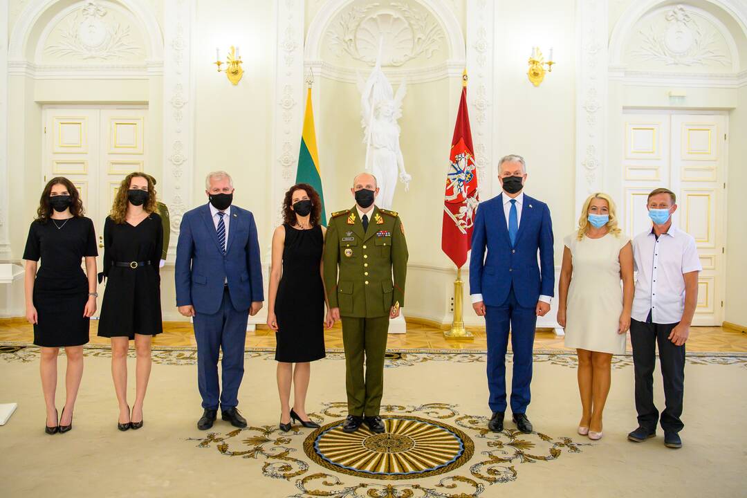 Prezidentas suteikia brigados generolo laipsnius