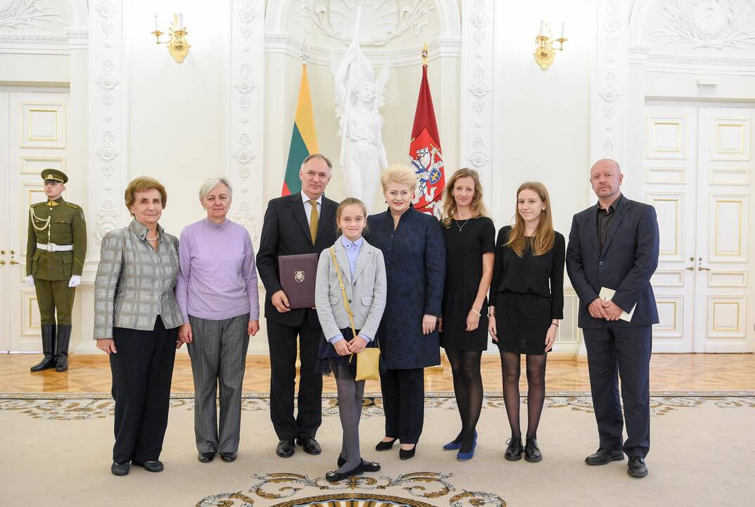 Žydų gelbėtojams – apdovanojimai