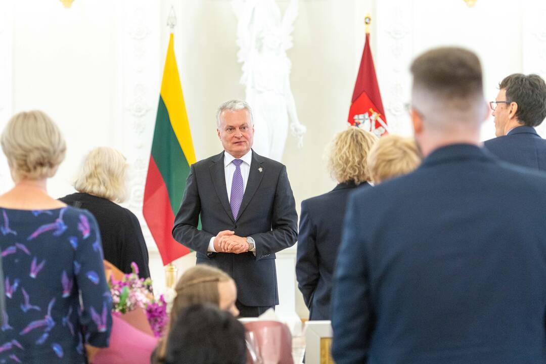 Prezidentas priima teisėjų priesaikas