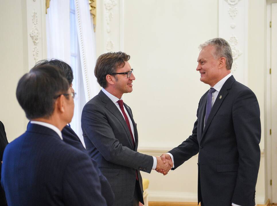 Prezidentūroje – Japonijos verslo delegacija