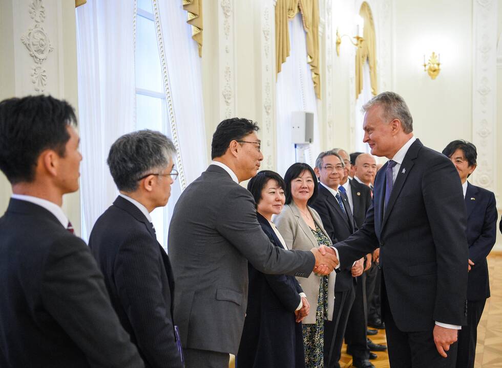 Prezidentūroje – Japonijos verslo delegacija
