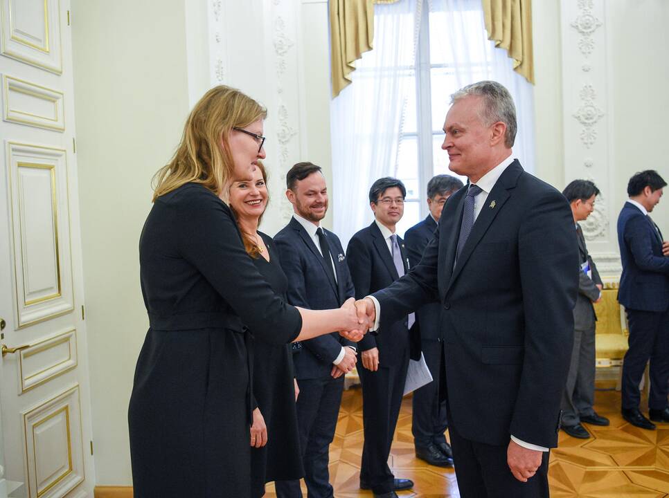 Prezidentūroje – Japonijos verslo delegacija